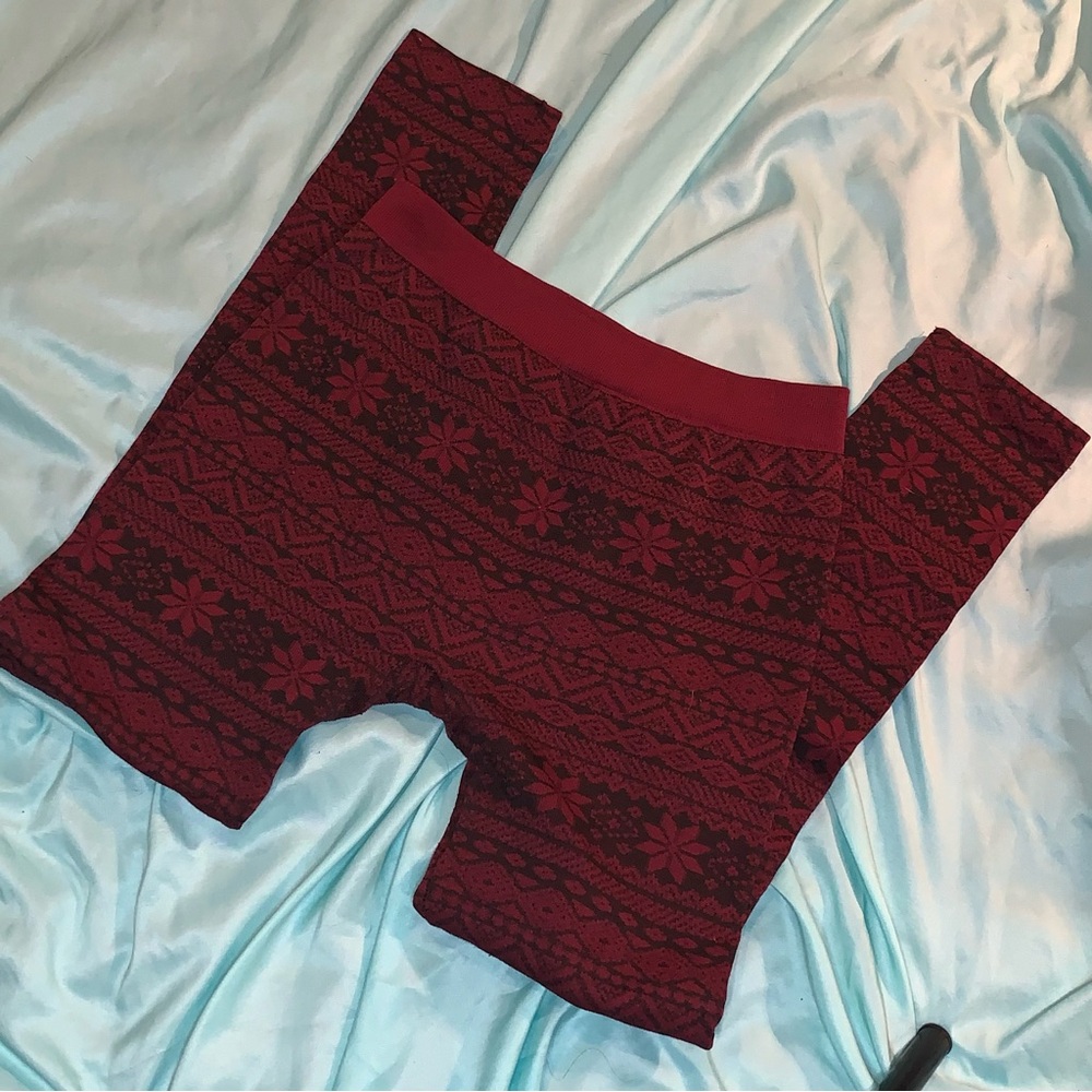 No Boundaries Winter Patterned Leggings Size Large